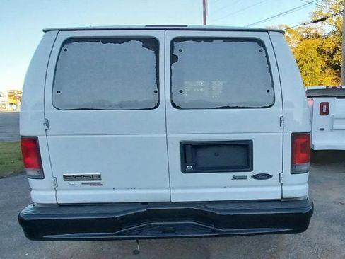 Used 2014 Ford E-250 and Econoline 250 w/ Power Group RWD image 6