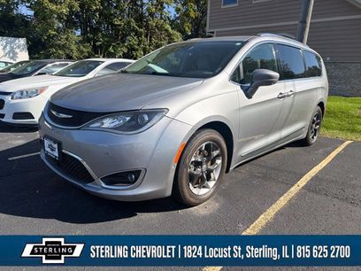 Used 2018 Chrysler Pacifica Touring-L w/ Advanced Safetytec Group