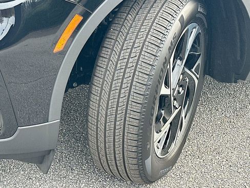 Used 2026 Lincoln Nautilus Premier w/ Jet Appearance Package image 25