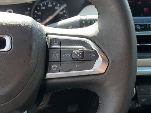 Used 2025 Jeep Compass Limited AWD/4WD image 25