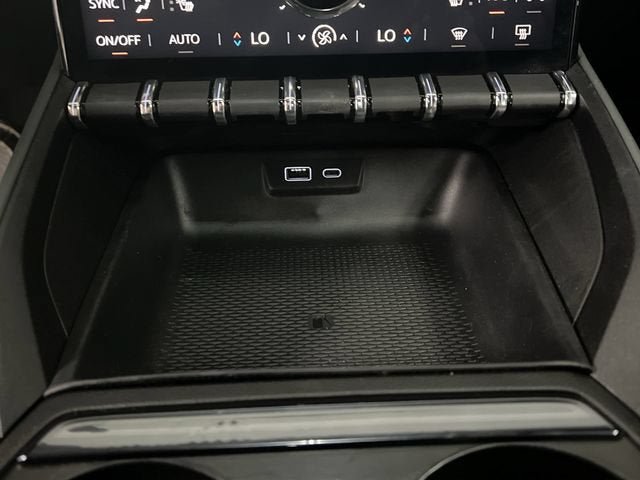 Certified 2026 GMC Terrain AT4 w/ Technology Package II AWD/4WD image 35