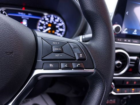 Used 2025 Nissan Sentra SV image 26