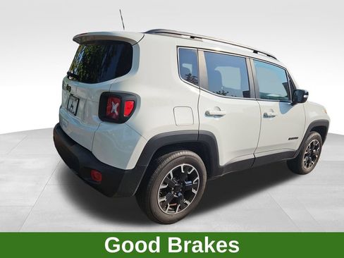 Used 2023 Jeep Renegade Latitude AWD/4WD image 6