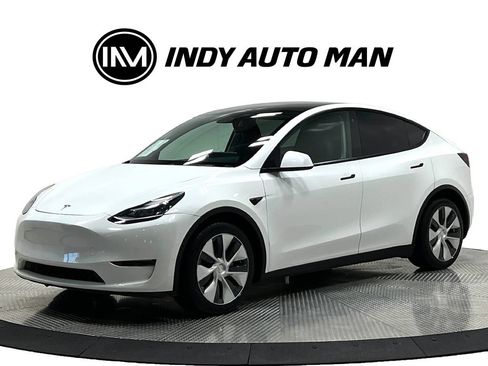 Used 2021 Tesla Model Y Long Range AWD/4WD image 8