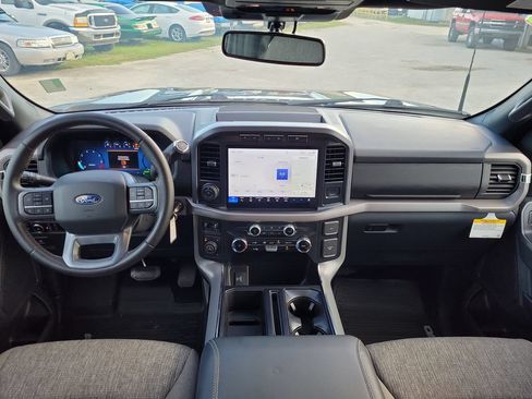 Used 2024 Ford F150 XLT w/ FX4 Off-Road Package AWD/4WD image 11