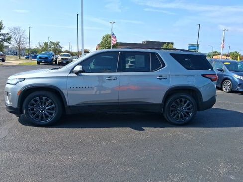 Used 2023 Chevrolet Traverse RS w/ LPO, Floor Liner Package AWD/4WD image 10