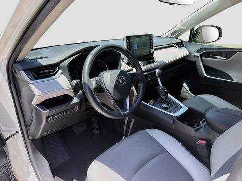 Used 2022 Toyota RAV4 Limited AWD/4WD image 24