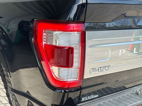 Used 2023 Ford F150 Platinum image 36