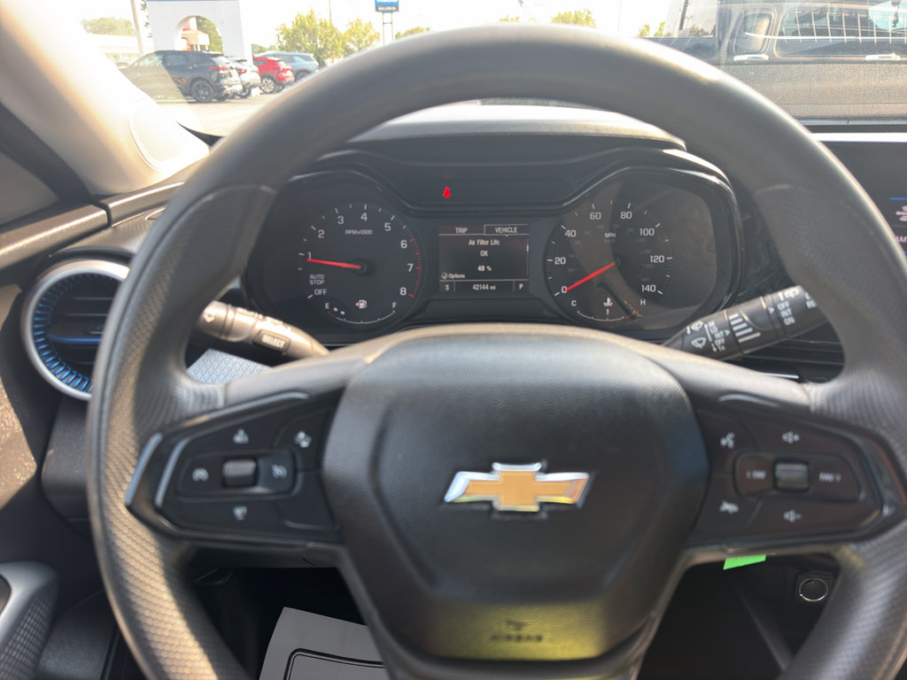Used 2024 Chevrolet Trax LS w/ LS Convenience Package FWD image 19