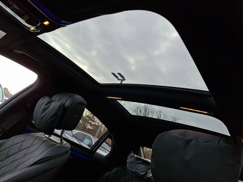 New 2025 Mercedes-Benz S 580 4MATIC Sedan image 9