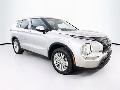 Used 2022 Mitsubishi Outlander ES