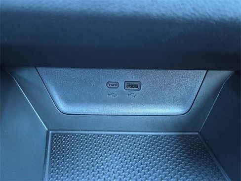 New 2026 Chevrolet Equinox LT w/ Convenience Package II image 23