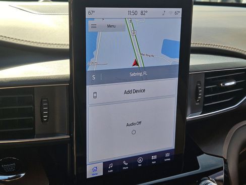 Used 2024 Ford Explorer King Ranch w/ Technology Package image 19