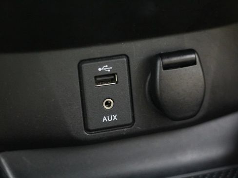 Used 2016 Nissan Rogue S w/ Appearance Package FWD image 22