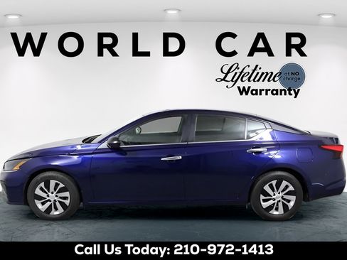 Used 2024 Nissan Altima 2.5 S FWD image 11