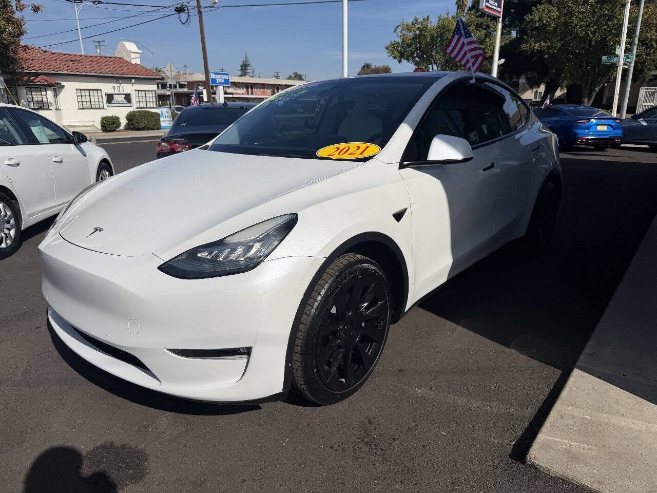 Used 2021 Tesla Model Y Long Range AWD/4WD image 4
