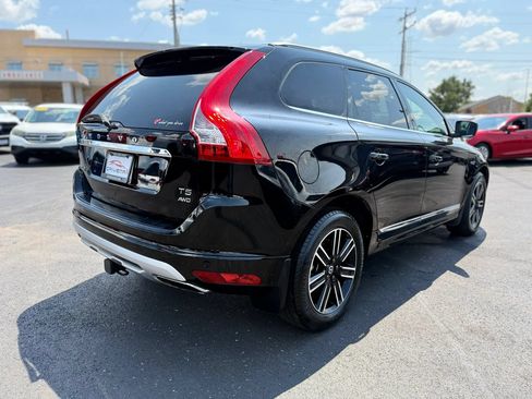 Used 2017 Volvo XC60 T5 Dynamic w/ Preferred Option Package AWD/4WD image 3