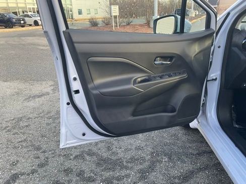 New 2025 Nissan Versa SV w/ Trunk Package image 9