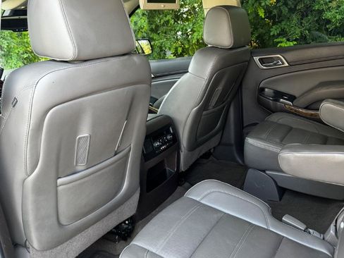 Used 2016 GMC Yukon Denali w/ Open Road Package AWD/4WD image 13