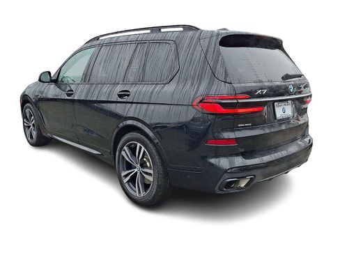 Used 2024 BMW X7 xDrive40i w/ M Sport Package image 4