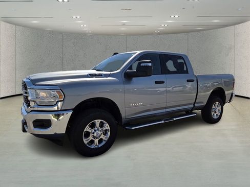 Used 2024 RAM 2500 Big Horn image 7