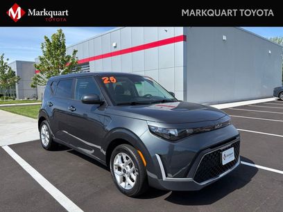 Used 2025 Kia Soul LX w/ LX Technology Package