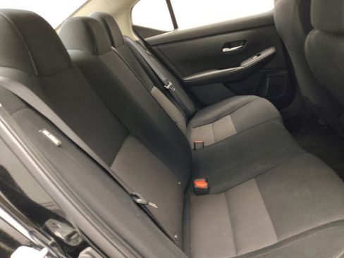 Used 2023 Nissan Sentra SV FWD image 19