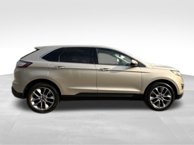 Used 2018 Ford Edge Titanium w/ Technology Package AWD/4WD image 8