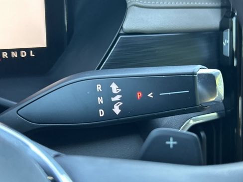 Used 2024 GMC Acadia Elevation FWD image 16
