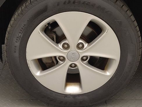 Used 2016 Kia Soul w/ Option Group 020 FWD image 31