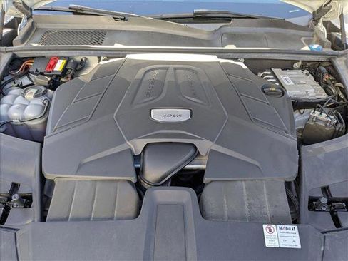 Used 2019 Porsche Cayenne image 25