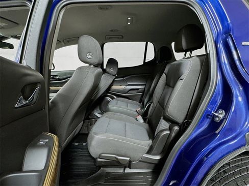 Used 2023 GMC Acadia SLE w/ Driver Convenience Package image 21