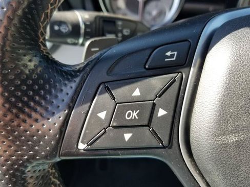 Used 2015 Mercedes-Benz GLA 250 4MATIC image 13