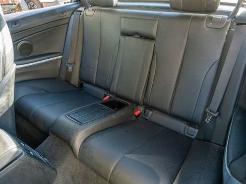 Used 2017 BMW 430i Convertible image 32