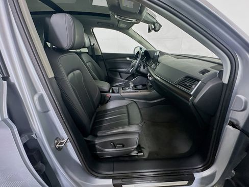 Used 2021 Audi Q5 Premium w/ Convenience Package image 33