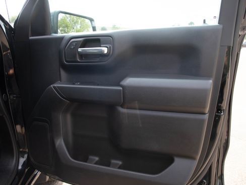 Used 2024 GMC Sierra 1500 Pro w/ Graphite Edition AWD/4WD image 9