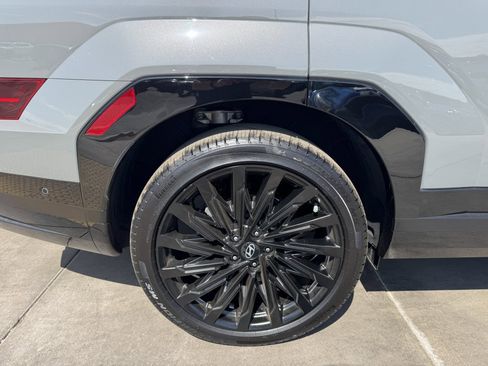 Used 2024 Hyundai Santa Fe Calligraphy image 15