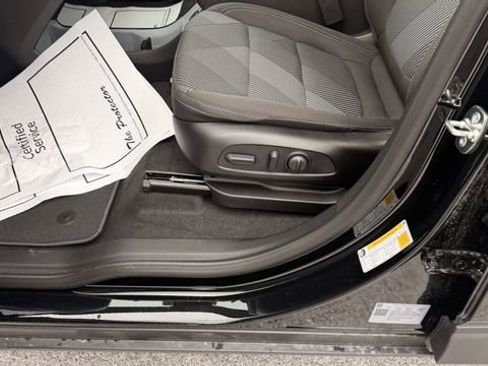 New 2027 Chevrolet Bolt LT w/ Comfort Package FWD image 20