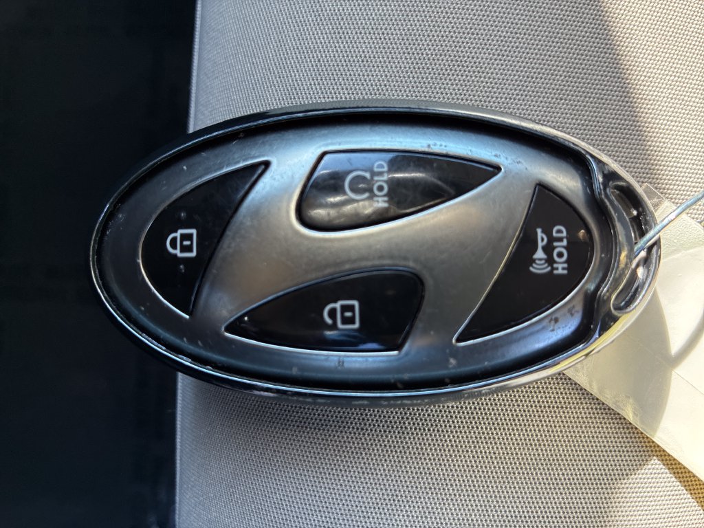 Used 2025 Hyundai Sonata SEL FWD image 28