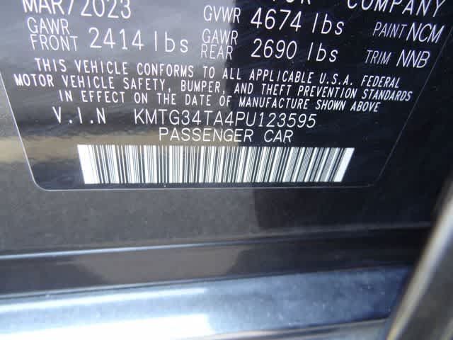 Used 2023 Genesis G70 2.0T RWD image 48