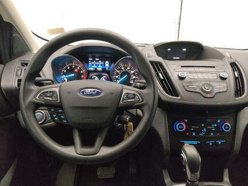 Used 2018 Ford Escape SE FWD image 22
