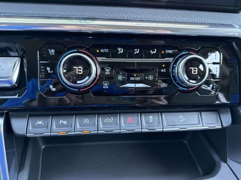 New 2026 GMC Sierra 1500 Denali w/ Denali Reserve Package AWD/4WD image 18