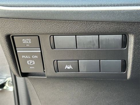 New 2026 Nissan Leaf FWD image 30