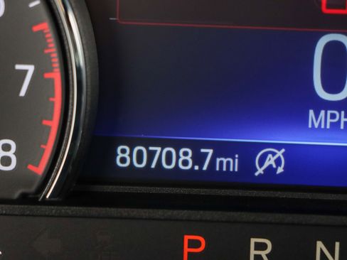 Used 2020 Ford Explorer XLT w/ Equipment Group 202A AWD/4WD image 16