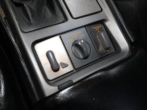 Used 1990 Chevrolet Corvette ZR-1 RWD image 52