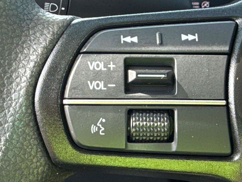 Certified 2025 Honda Accord SE image 29