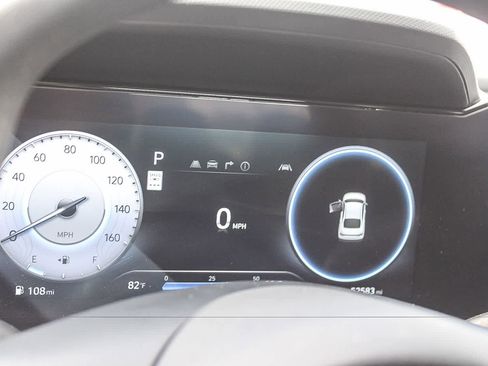 Certified 2024 Hyundai Elantra SEL FWD image 29