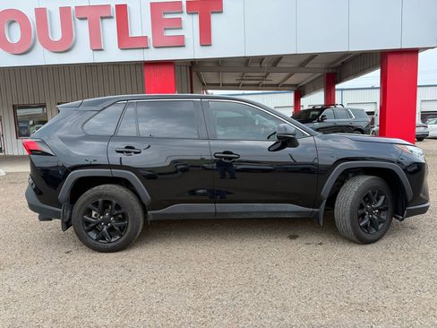 Used 2025 Toyota RAV4 LE FWD image 4