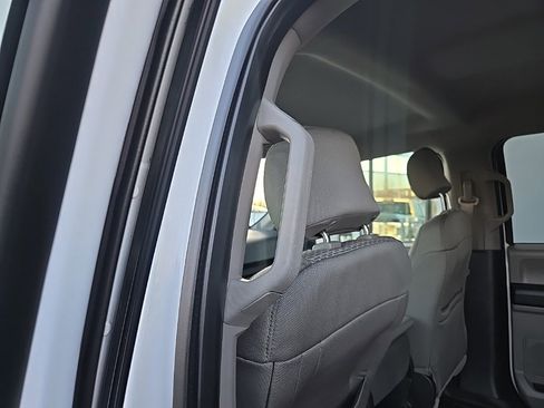 Used 2015 Ford F150 XLT image 87