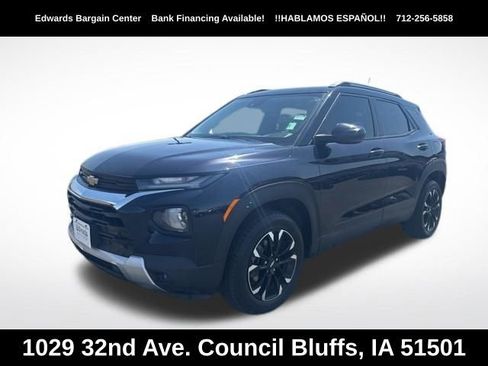 Used 2021 Chevrolet TrailBlazer LT w/ Convenience Package AWD/4WD image 3
